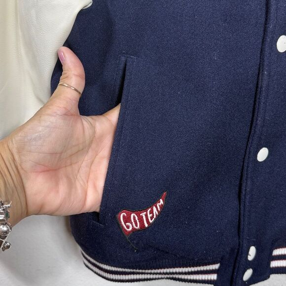 (C4) H&MBoys' Varsity Jacket in White and Dark Blue with Red Lettering,Size 8/10 - Picture 8 of 14